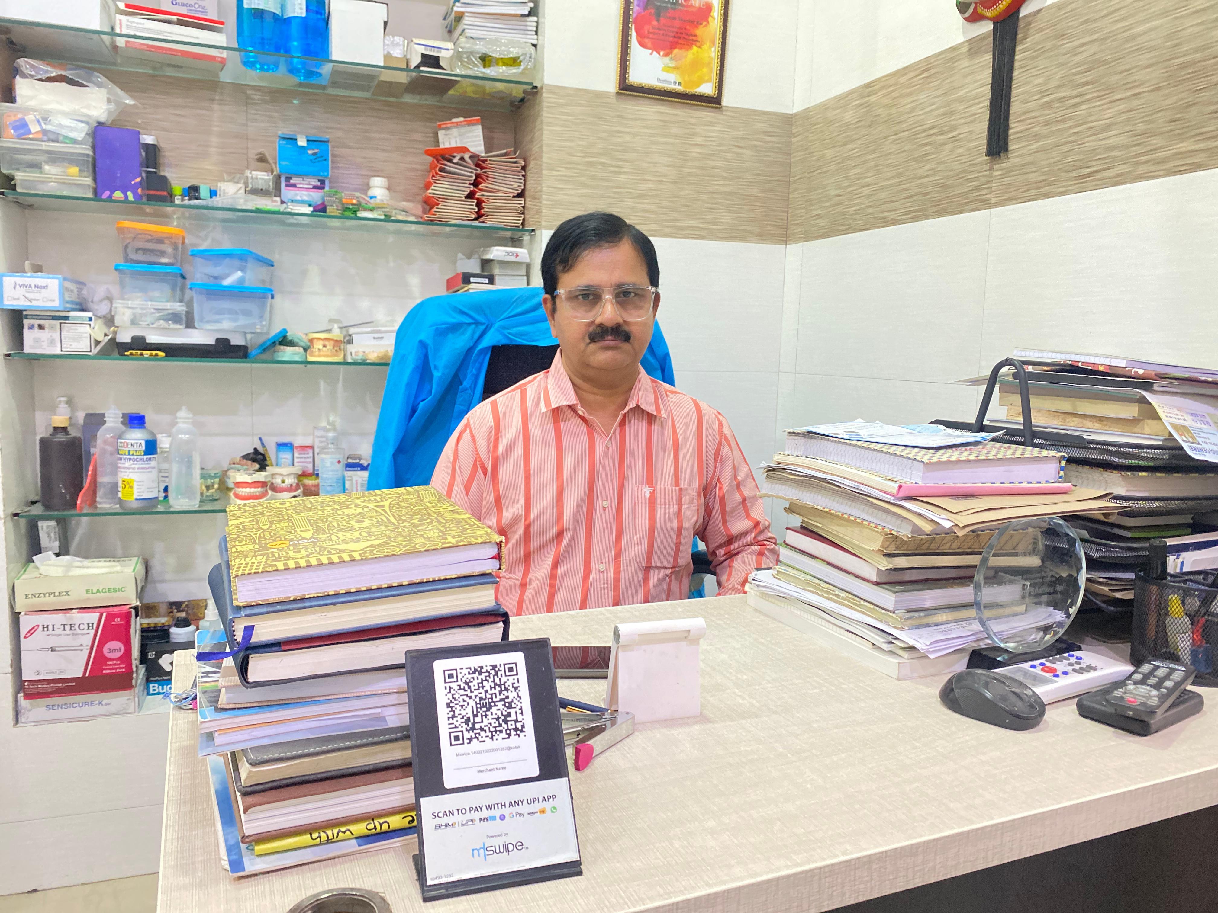 Dr. M. N. Rai, Best dentist in Gorakhpur, Dentist in Gorakhpur, Dental Hospital in Gorakhpur, Dental clinic in Gorakhpur, Esthetic dentist in Gorakhpur, Best dental surgeon in Gorakhpur, Dental Implants Doctors in Gorakhpur, Best dental clinic in Gorakhpur